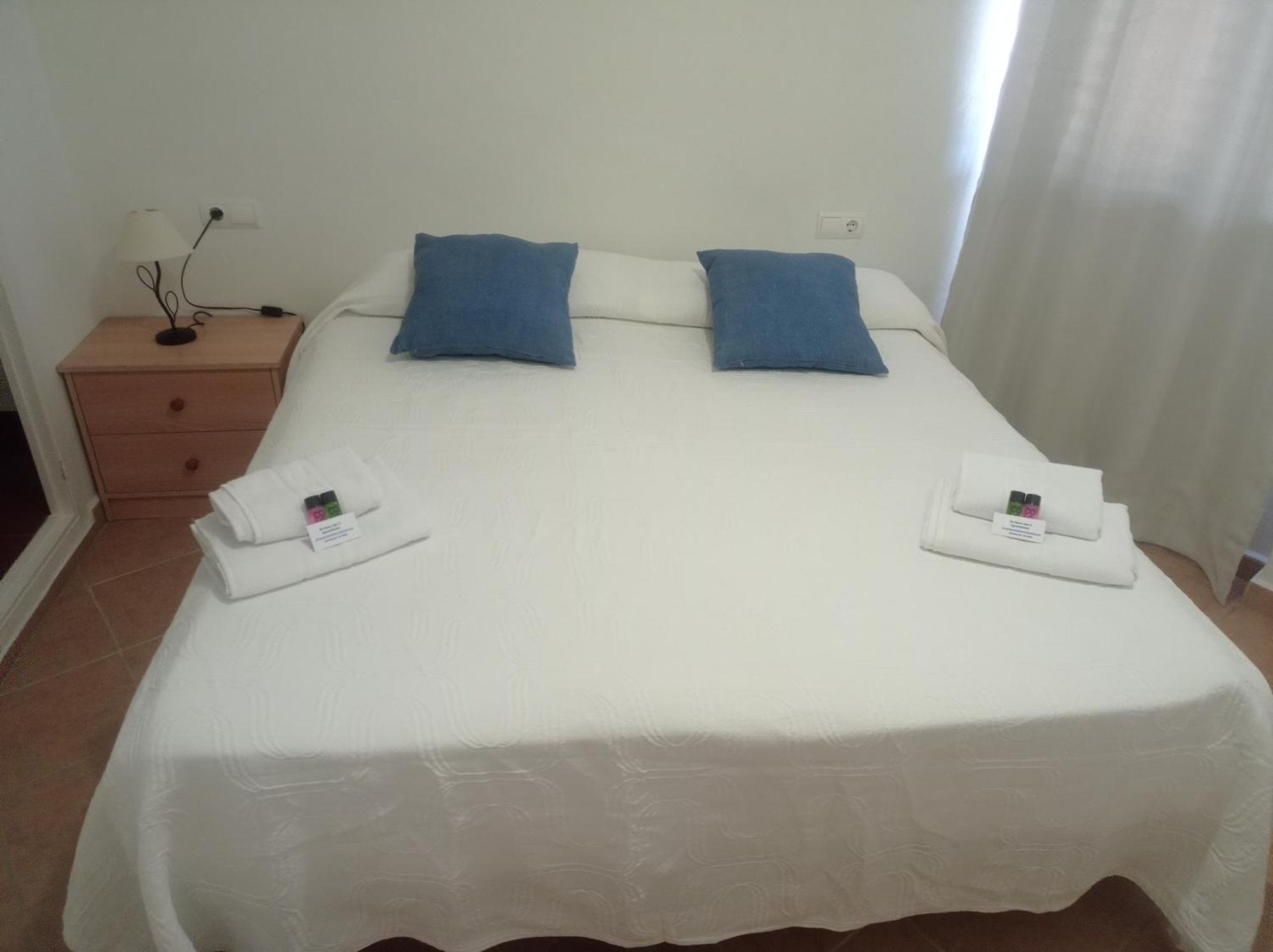 Apartamento Illa Blanca 埃斯普霍斯 外观 照片